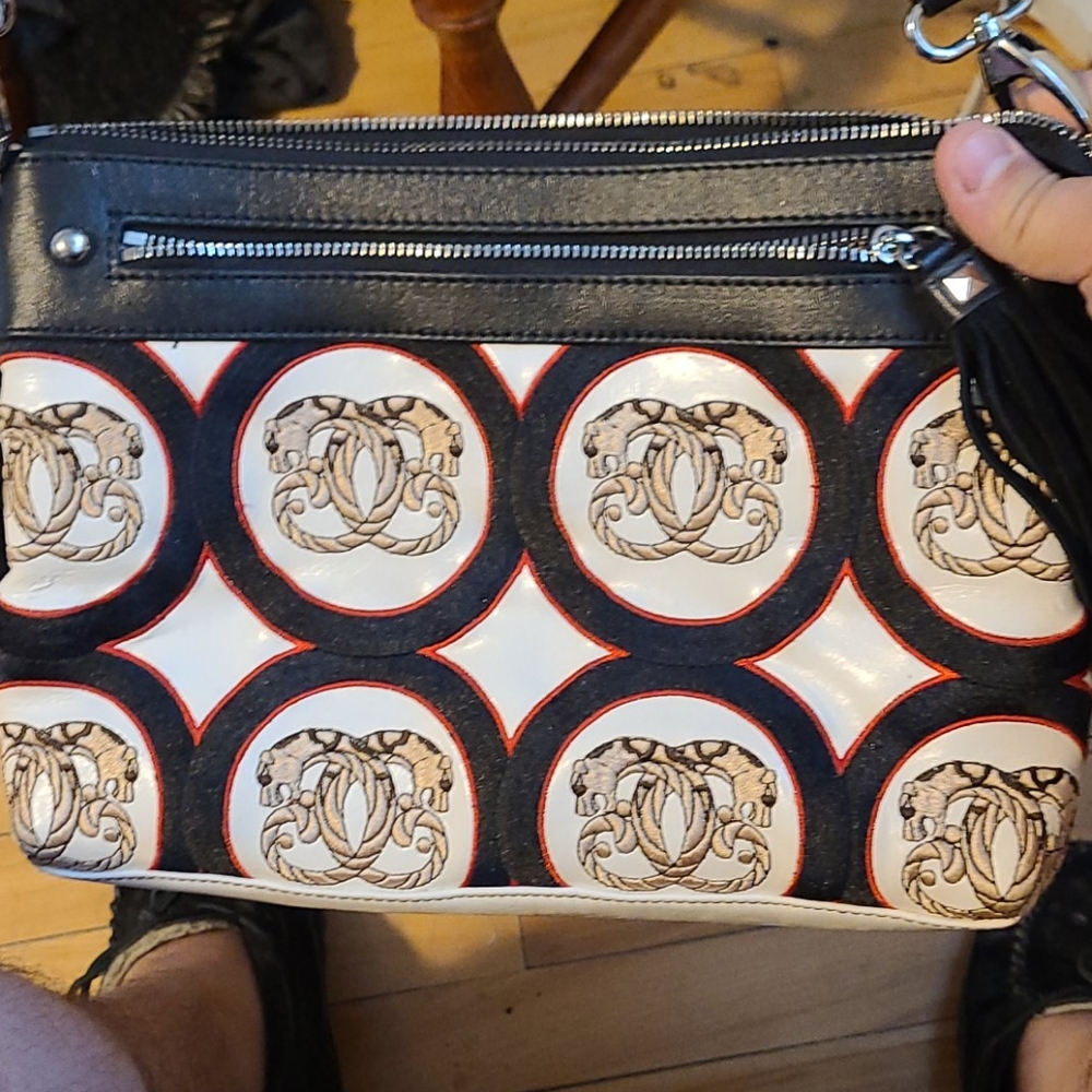 Sharing Shoulder bag